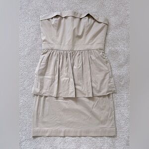 BCBGMAXAZRIA strapless peplum dress